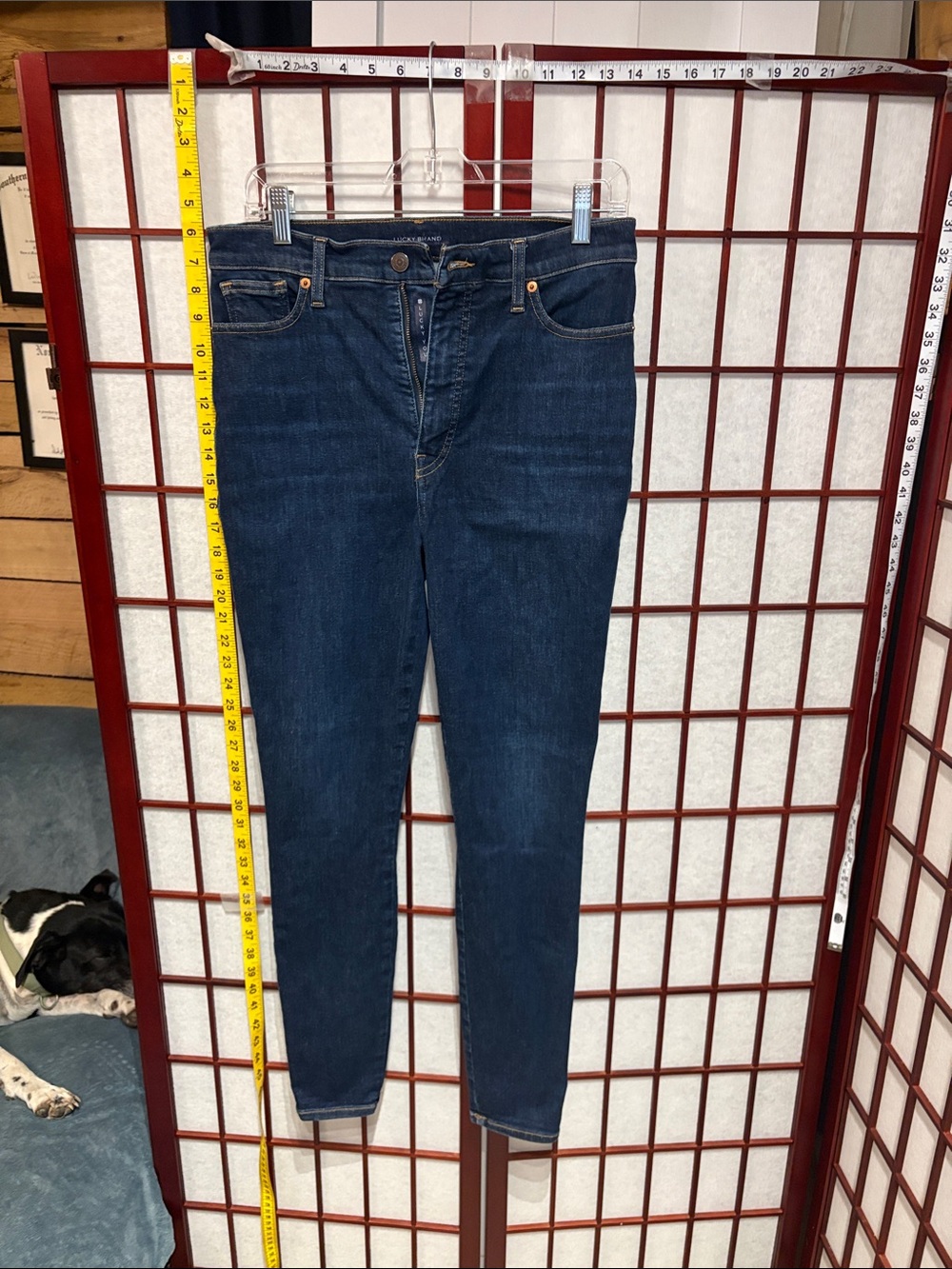 Lucky Brand Dark Indigo Skinny Jeans 30-32 inch waist size 4